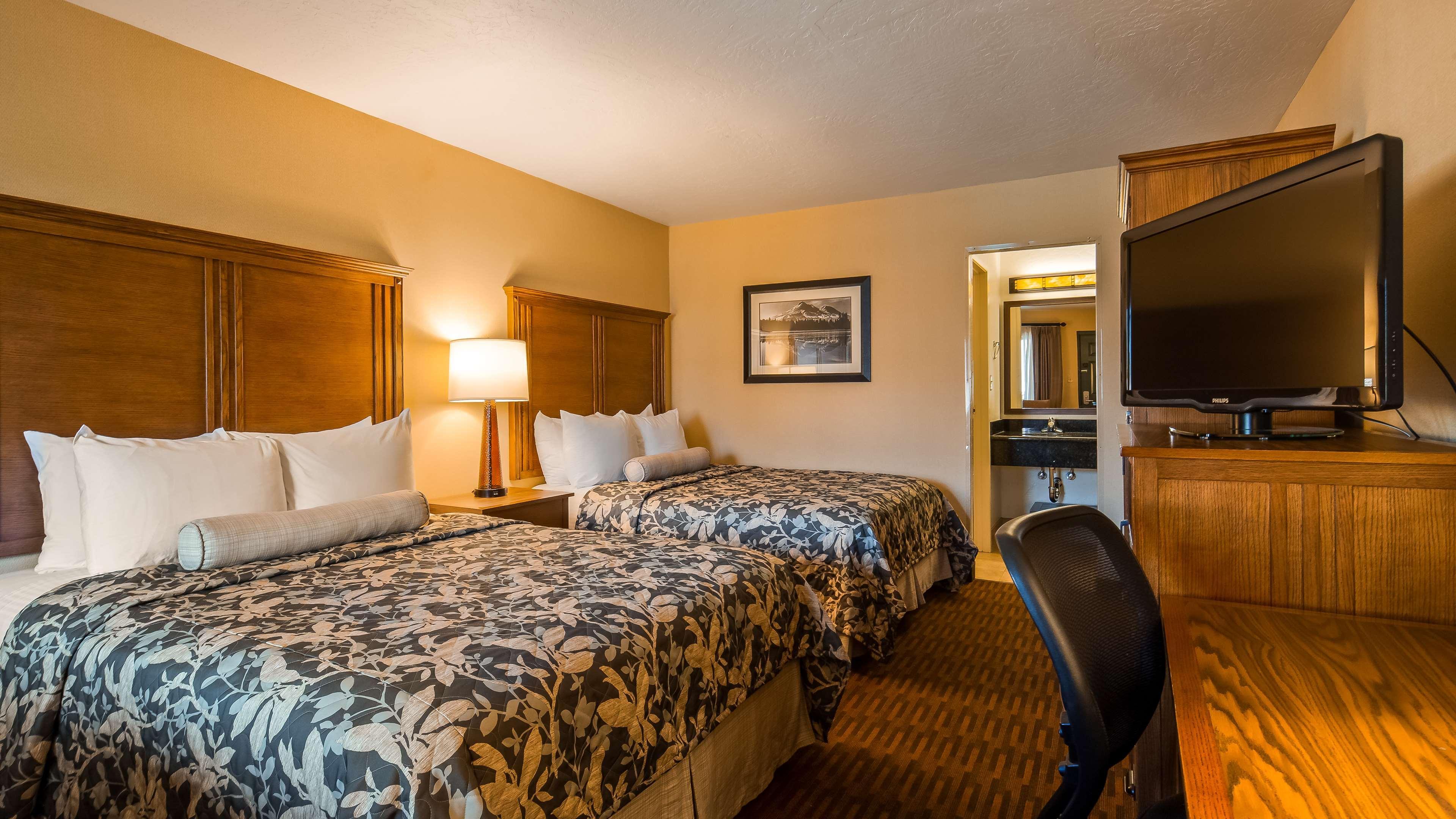 Best Western Plus Hilltop Inn Redding Exterior foto